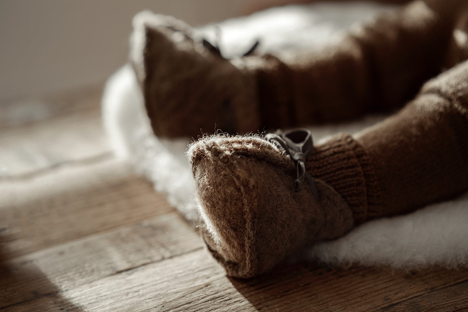 Eerste Wollen Babyslofjes | Thumbled