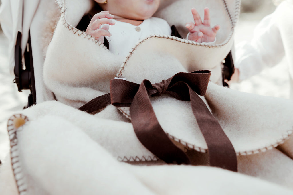 Wollen Omslagdoek Baby voor Maxi-Cosi & Kinderwagen | Wingy Felted donkere stiksel
