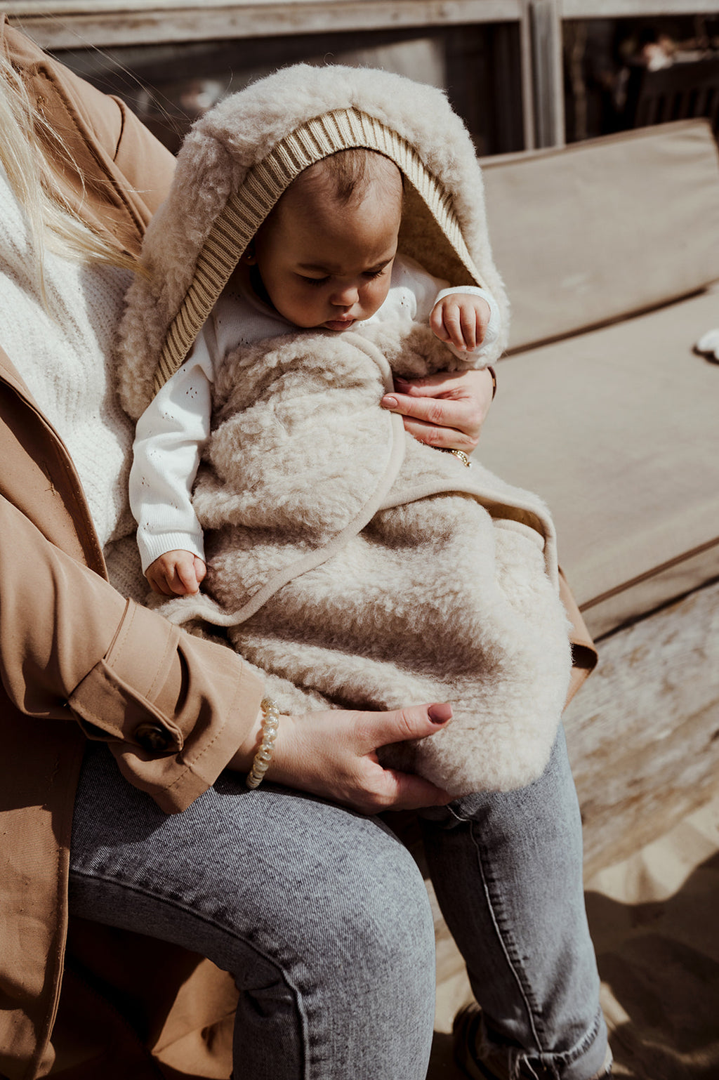 Wollen Omslagdoek Baby voor Maxi-Cosi & Kinderwagen | Wingy Felted donkere stiksel