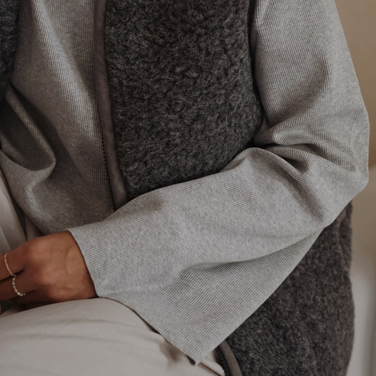 Oversized Rib Sweatshirt Dames | A Basic Brand