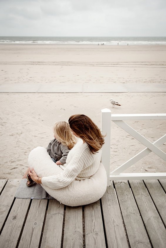 Wollen Voedingskussen & Zwangerschapskussen | Thumbled Large